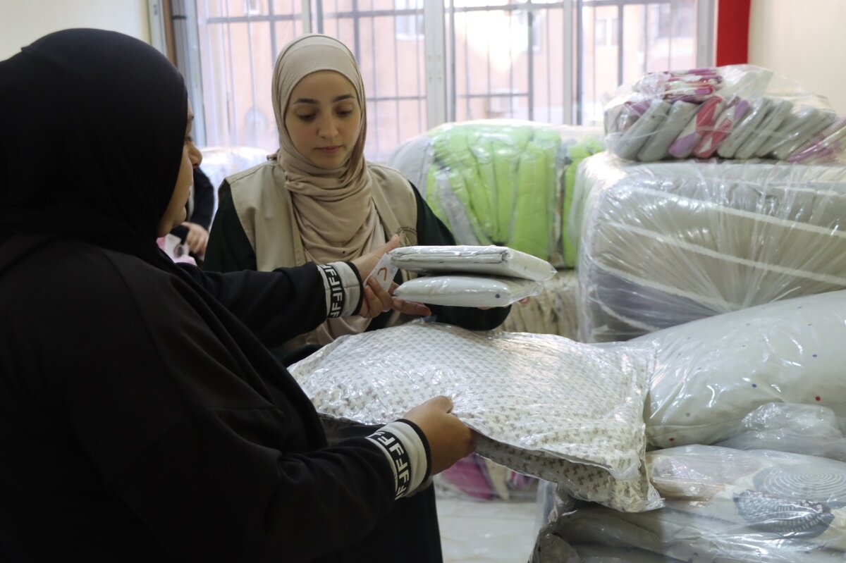 Die Zivilbevölkerung im Libanon musste aus ihren Häusern und Wohnungen fliehen. (Bild HEKS)